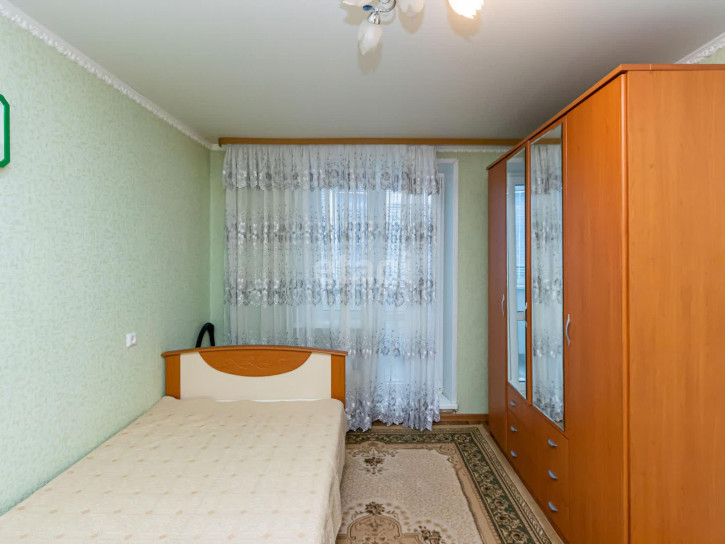 3-комн квартира Демьяна Бедного, 102