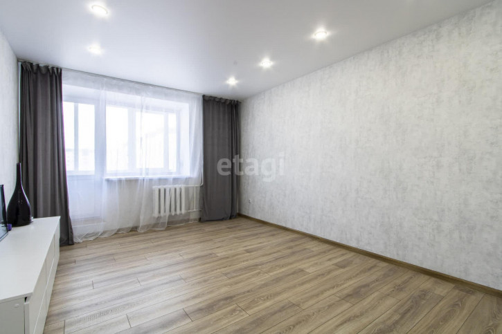 2-комн квартира Елизарова, 74