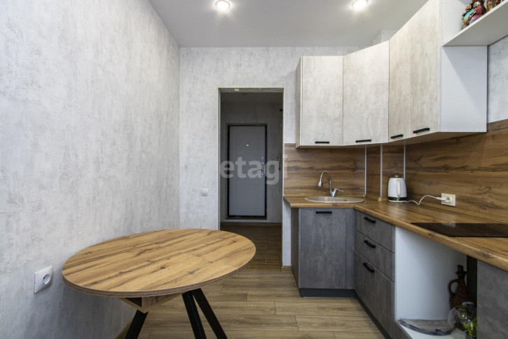 2-комн квартира Елизарова, 74