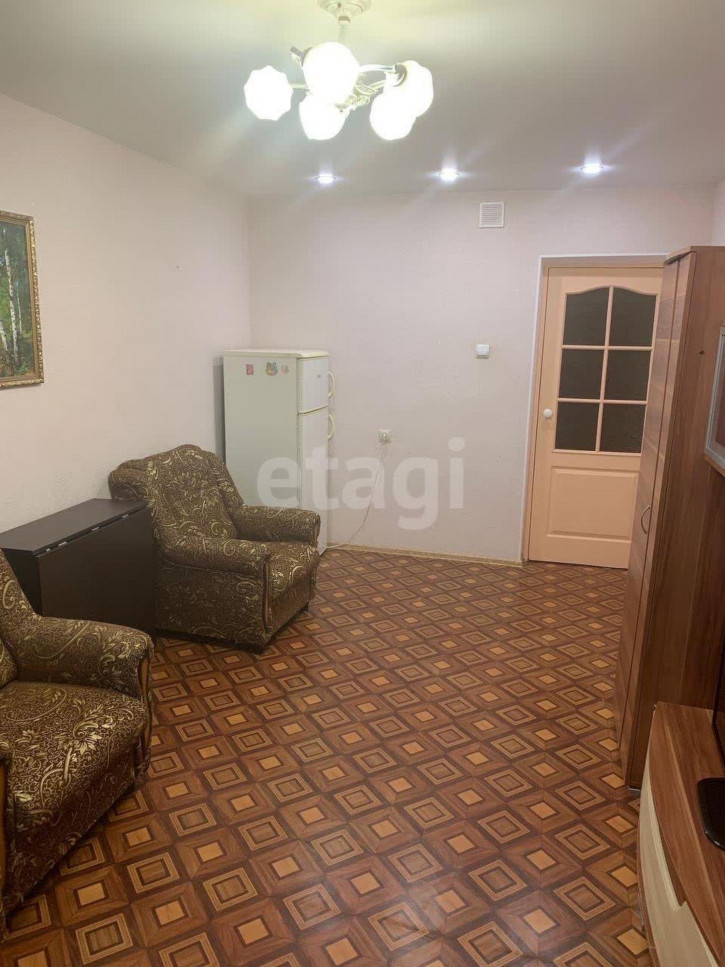 3-комн квартира Островского, 34