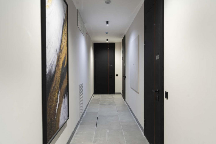 3-комн квартира Газовиков, 40