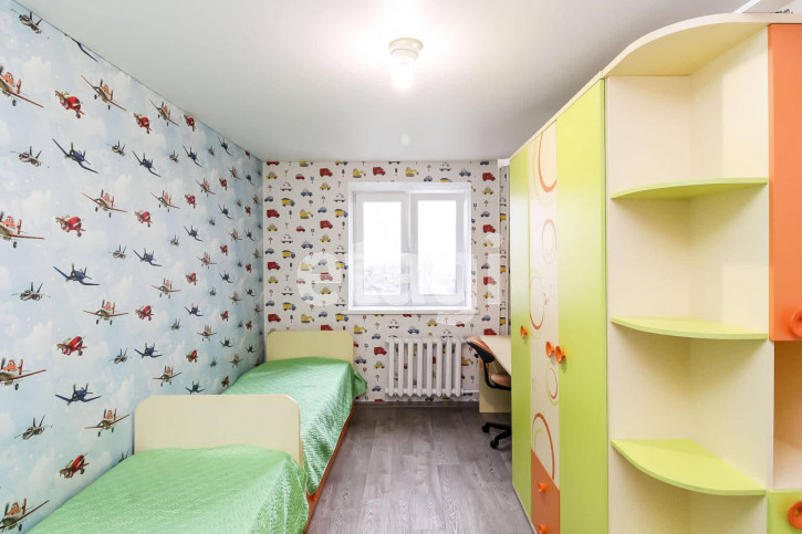 3-комн квартира Судоремонтная, 31