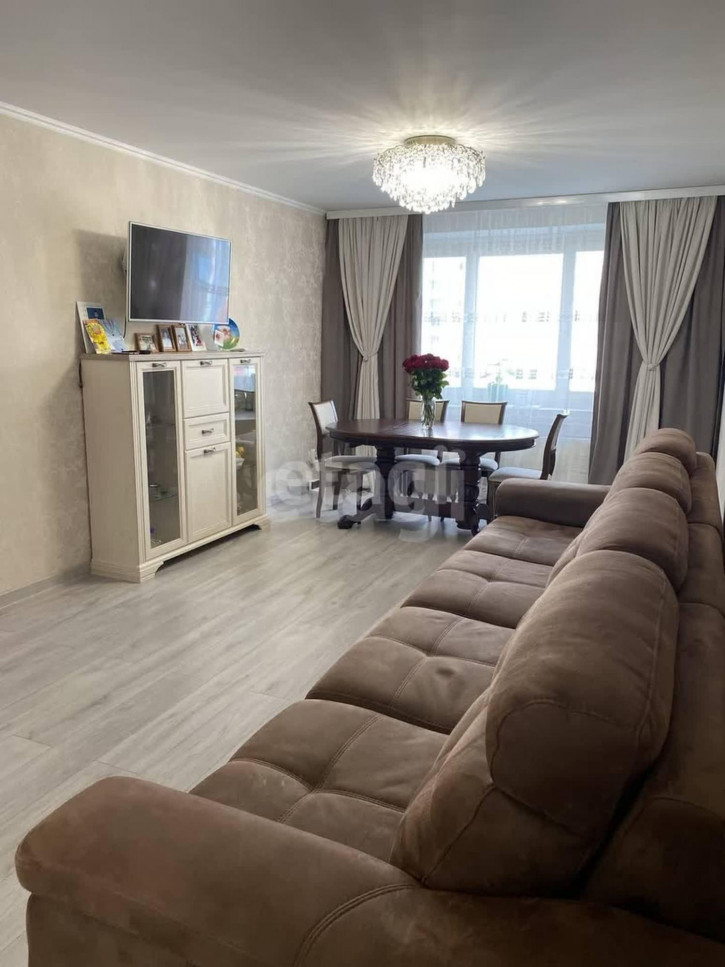 3-комн квартира Павла Шарова, 5