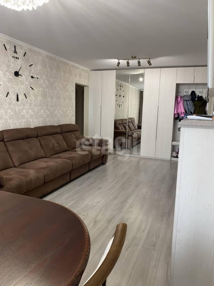 3-комн квартира Павла Шарова, 5