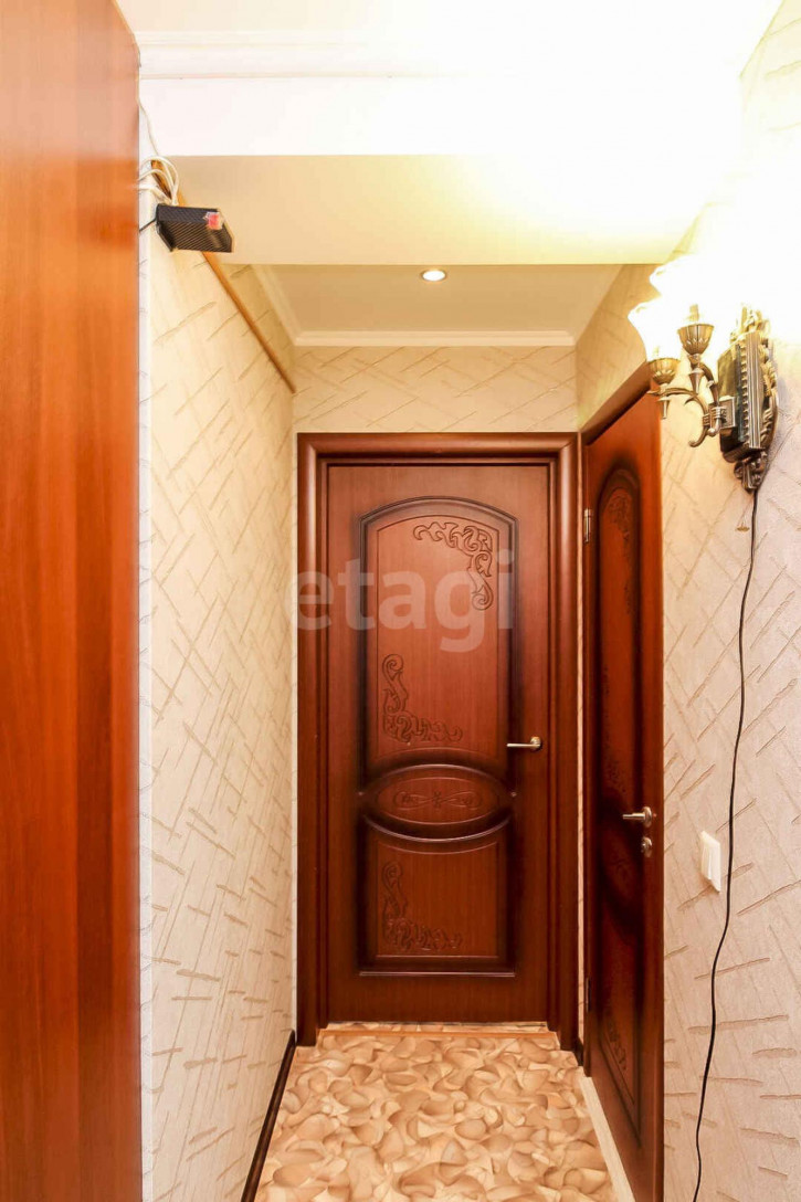 3-комн квартира Газовиков, 25/1