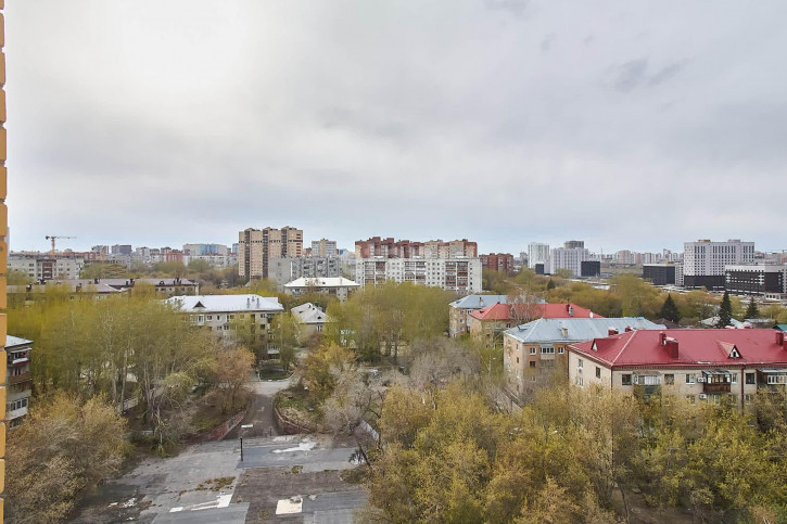 2-комн квартира Промышленная, 18