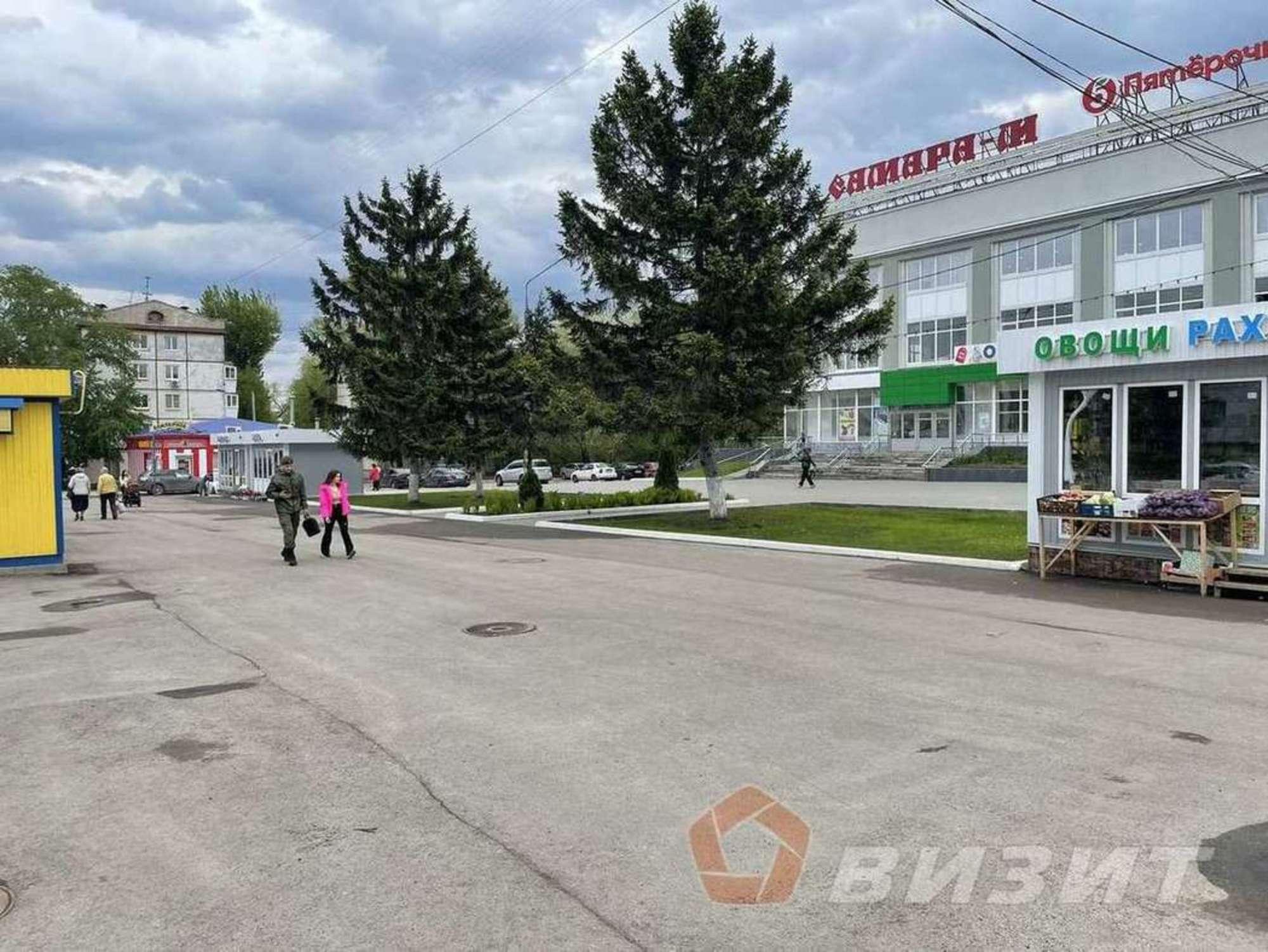 Купить торговое помещение за 74 800 000 рублей на Гагарина улица, 95