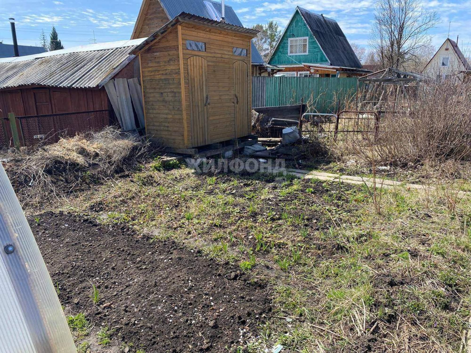 Купить дачу, дом, коттедж за 650 000 рублей на Сигнал территория снт