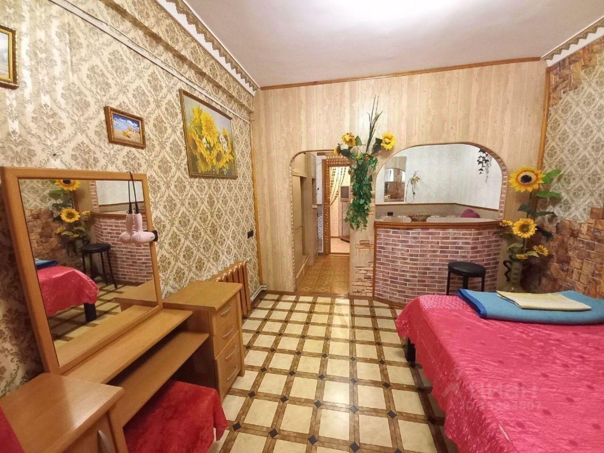 Сдать дачу, дом, коттедж за 30 000 рублей на улица Демышева, 124