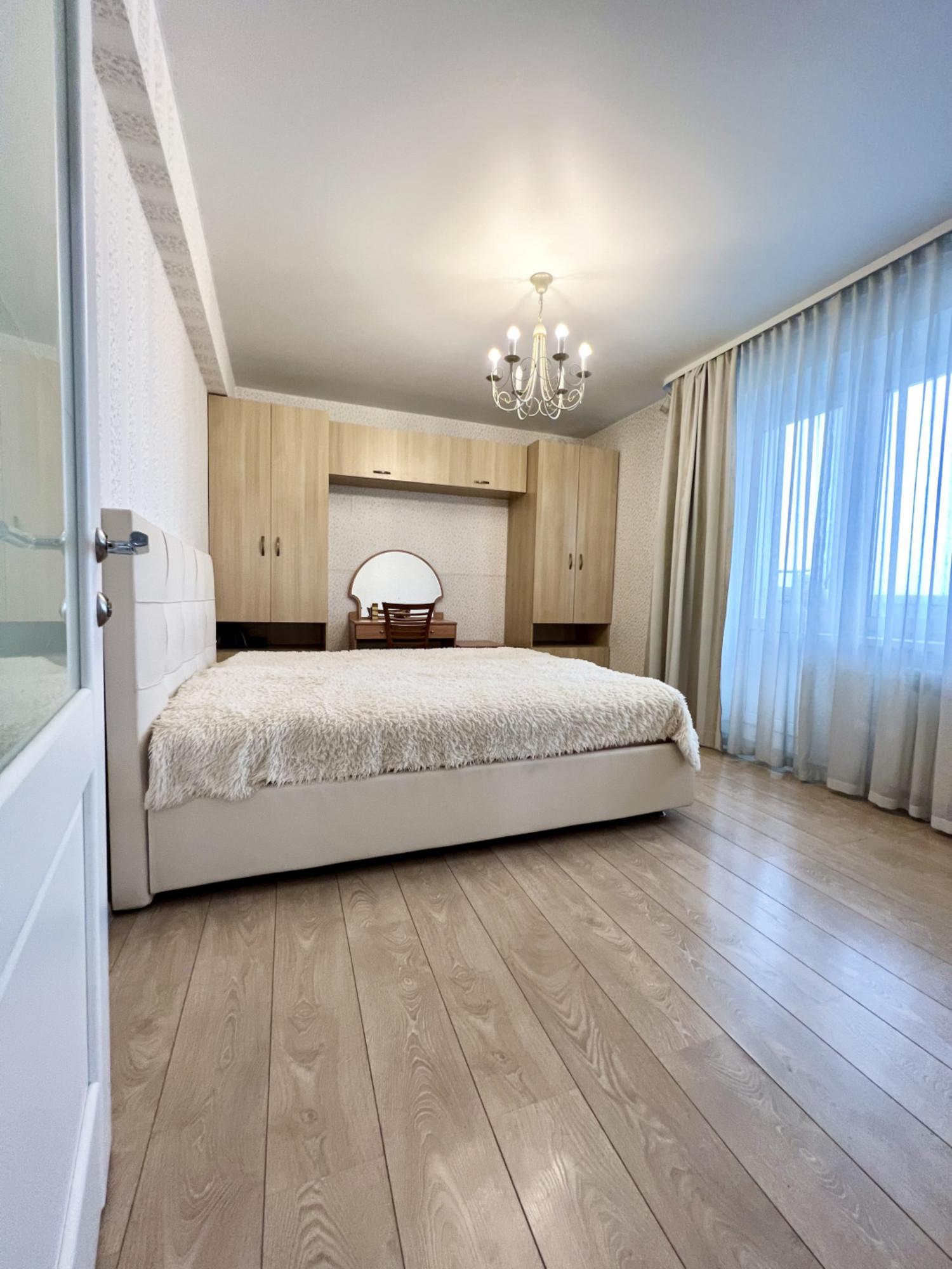 Купить квартиру за 13 100 000 рублей на Байкальская, 126/3