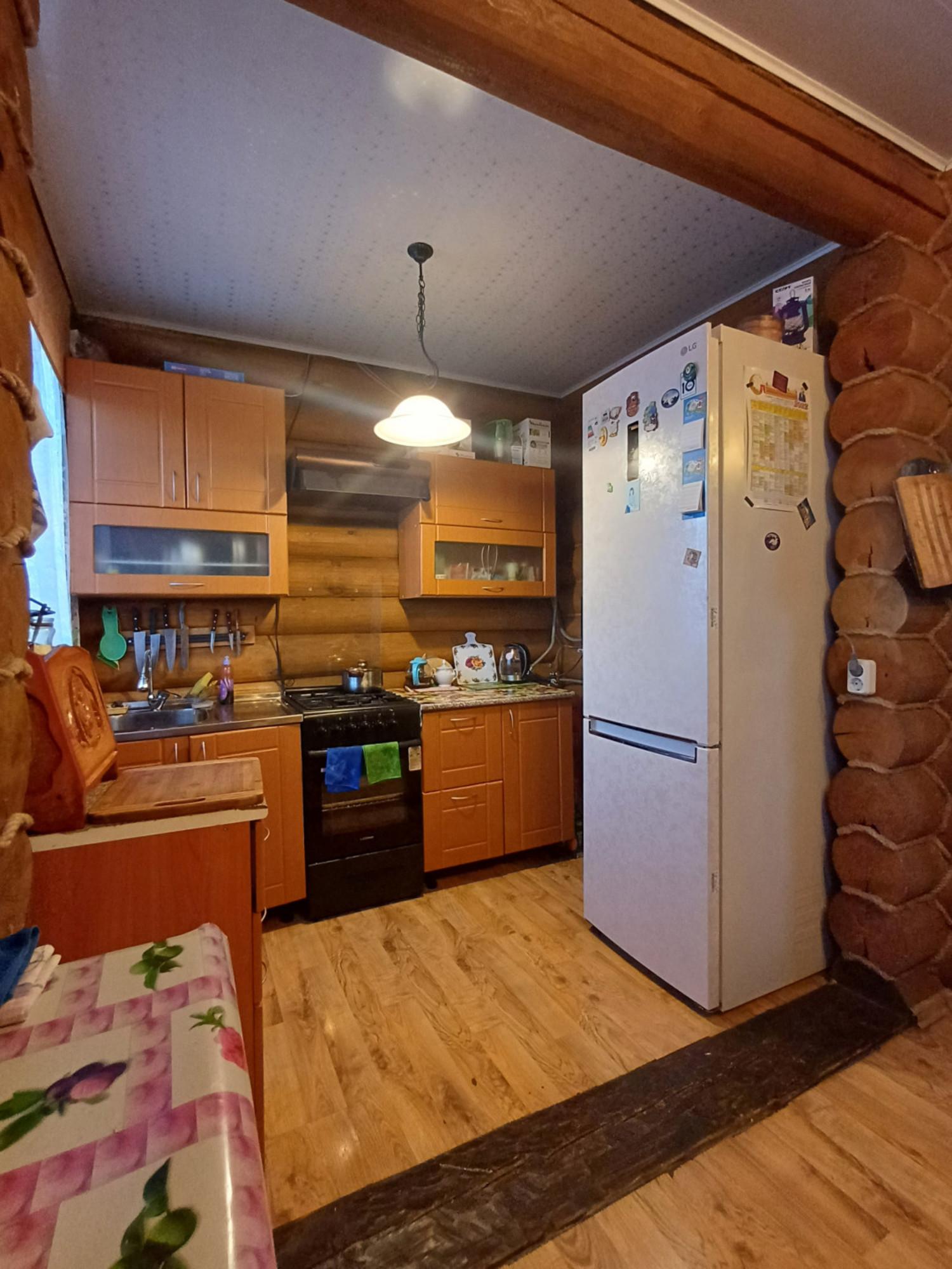 Купить дачу, дом, коттедж за 6 750 000 рублей на Кедровая, 3