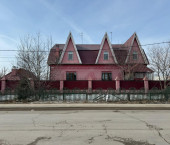 коттедж 300 кв м Луговая, 1