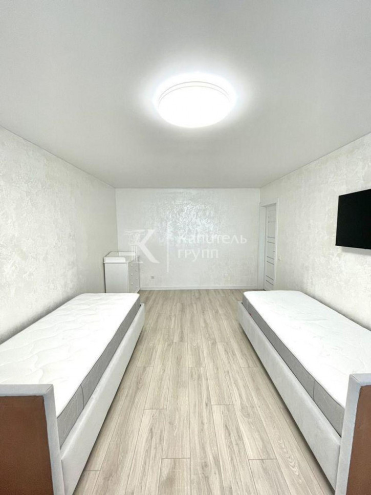 2-комн квартира улица Павла Шарова, 1к1