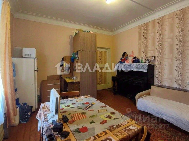 Комната улица Генкиной, 18,  д. 18