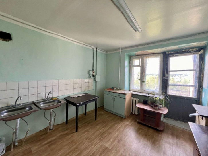 Комната Парковая ул, 16