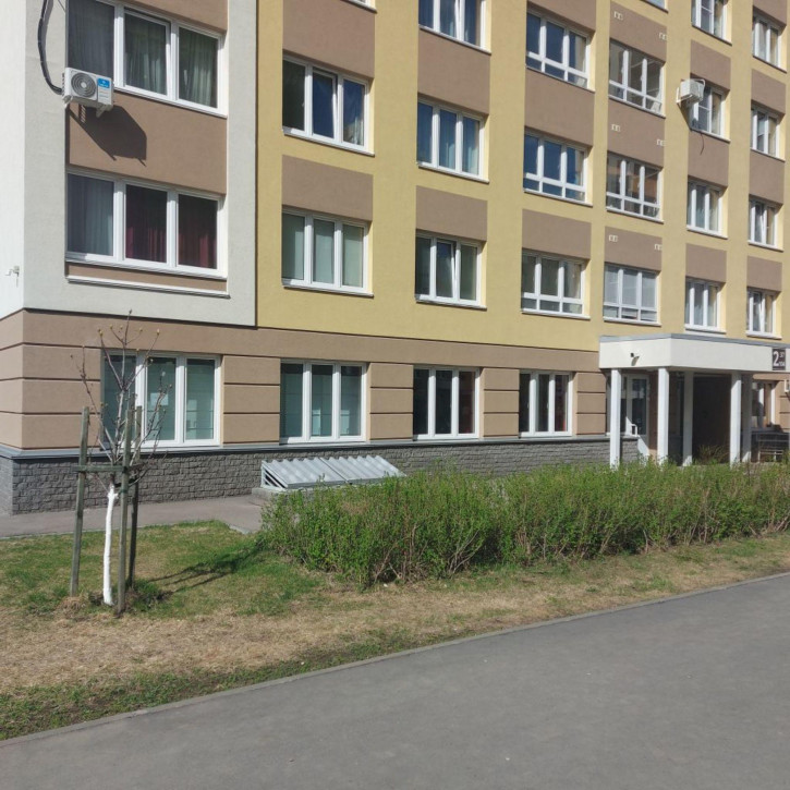 Торговое помещение Романтиков ул, 10