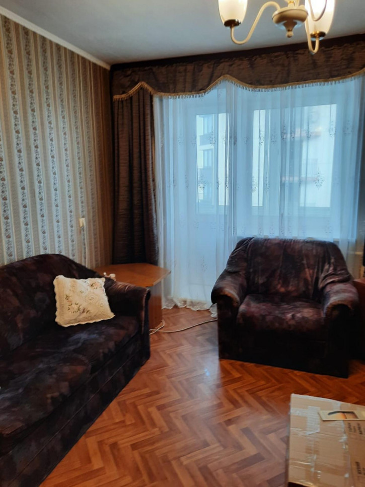3-комн квартира Култукская, 32
