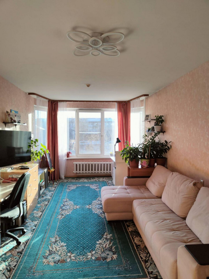 2-комн квартира Шмидта, 40