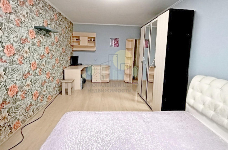 1-комн квартира Баумана, 240/3