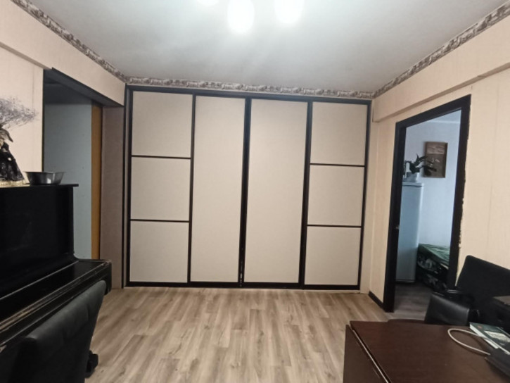 4-комн квартира Баумана, 210а