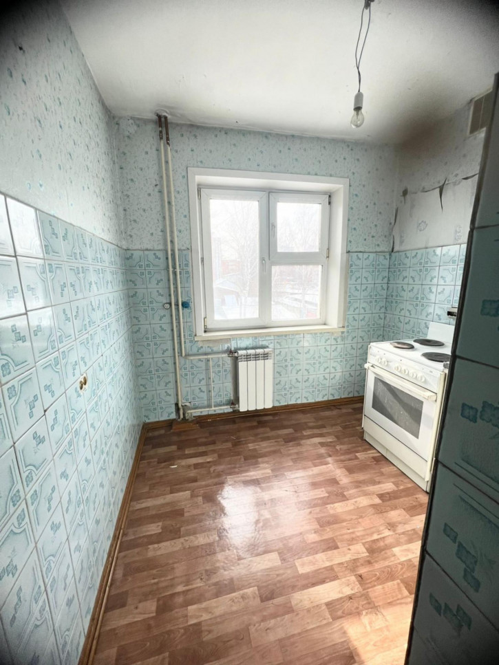 2-комн квартира Красноярская, 81