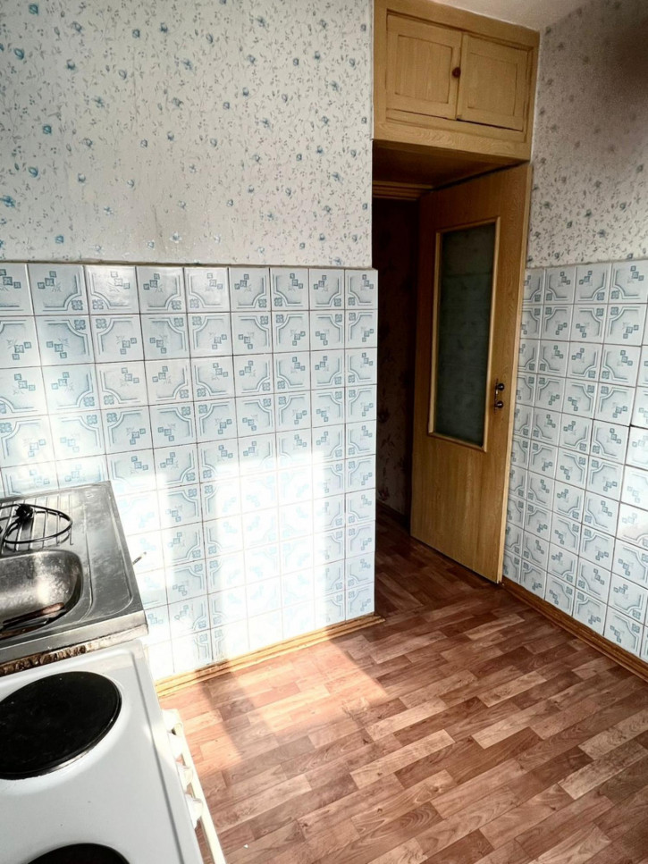 2-комн квартира Красноярская, 81