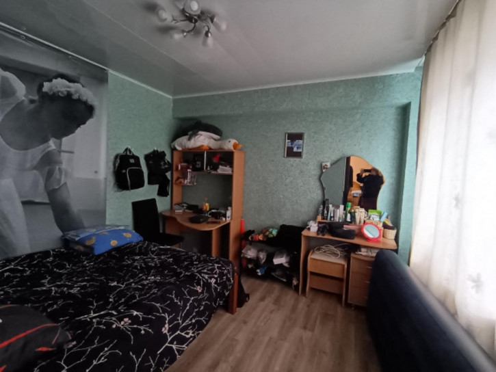 4-комн квартира Баумана, 210а