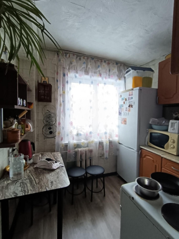 4-комн квартира Баумана, 210а