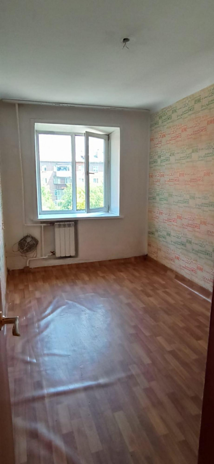 3-комн квартира Пржевальского, 28