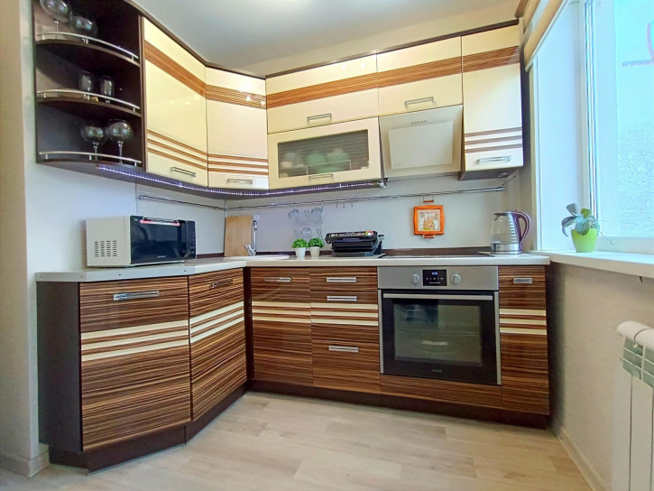 3-комн квартира Чекалина, 16