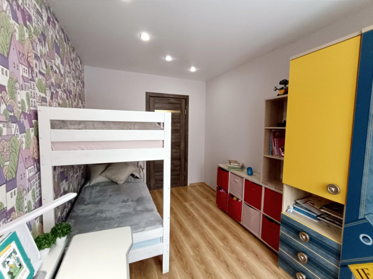 3-комн квартира Чекалина, 16