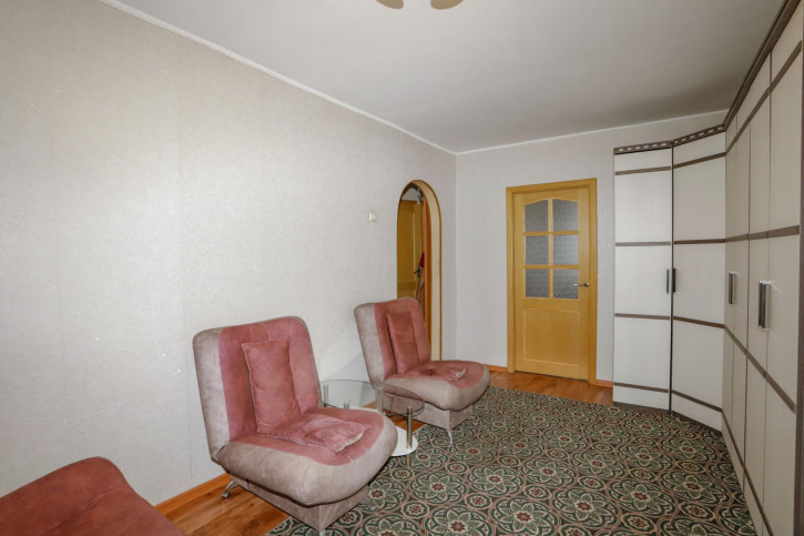 2-комн квартира Ярославского, 270