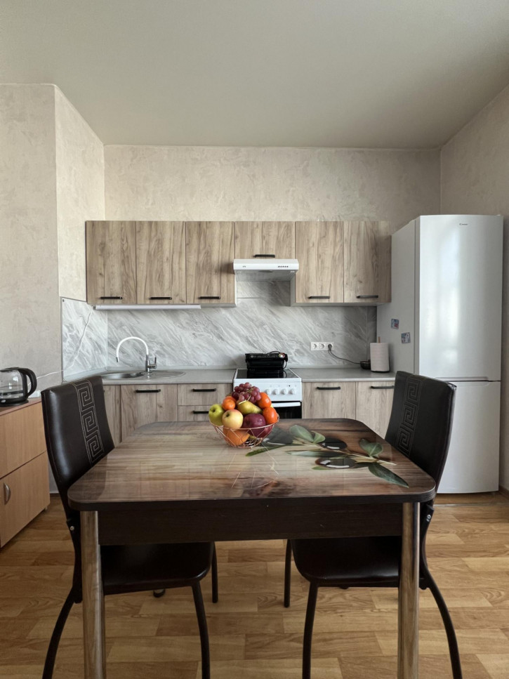2-комн квартира п. Зеленый Берег, 12