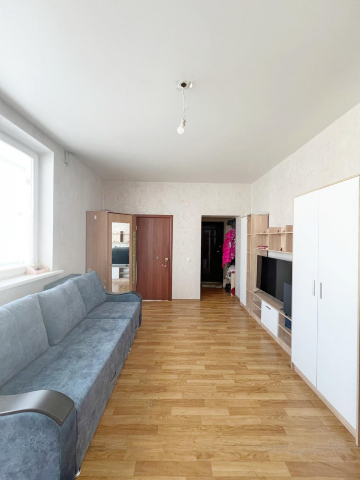 2-комн квартира п. Зеленый Берег, 12