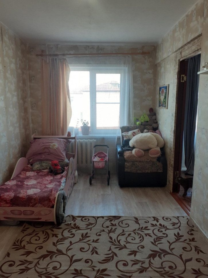 2-комн квартира п. Усть-Ордынский, 6