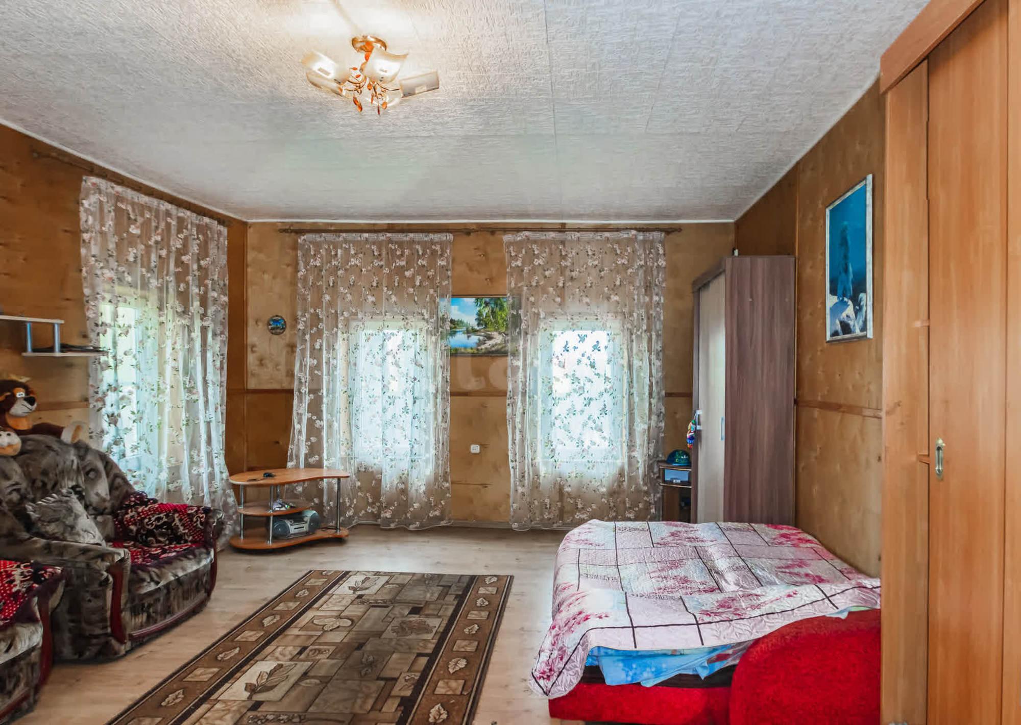 Купить дачу, дом, коттедж за 2 700 000 рублей на улица Александра Клубова, 73