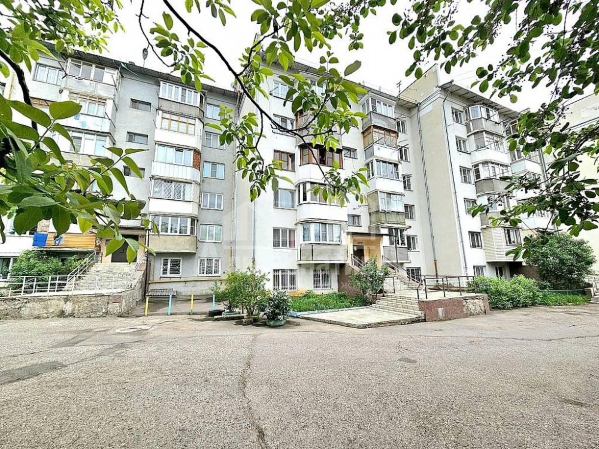 Купить квартиру за 16 850 000 рублей на Островского ул.