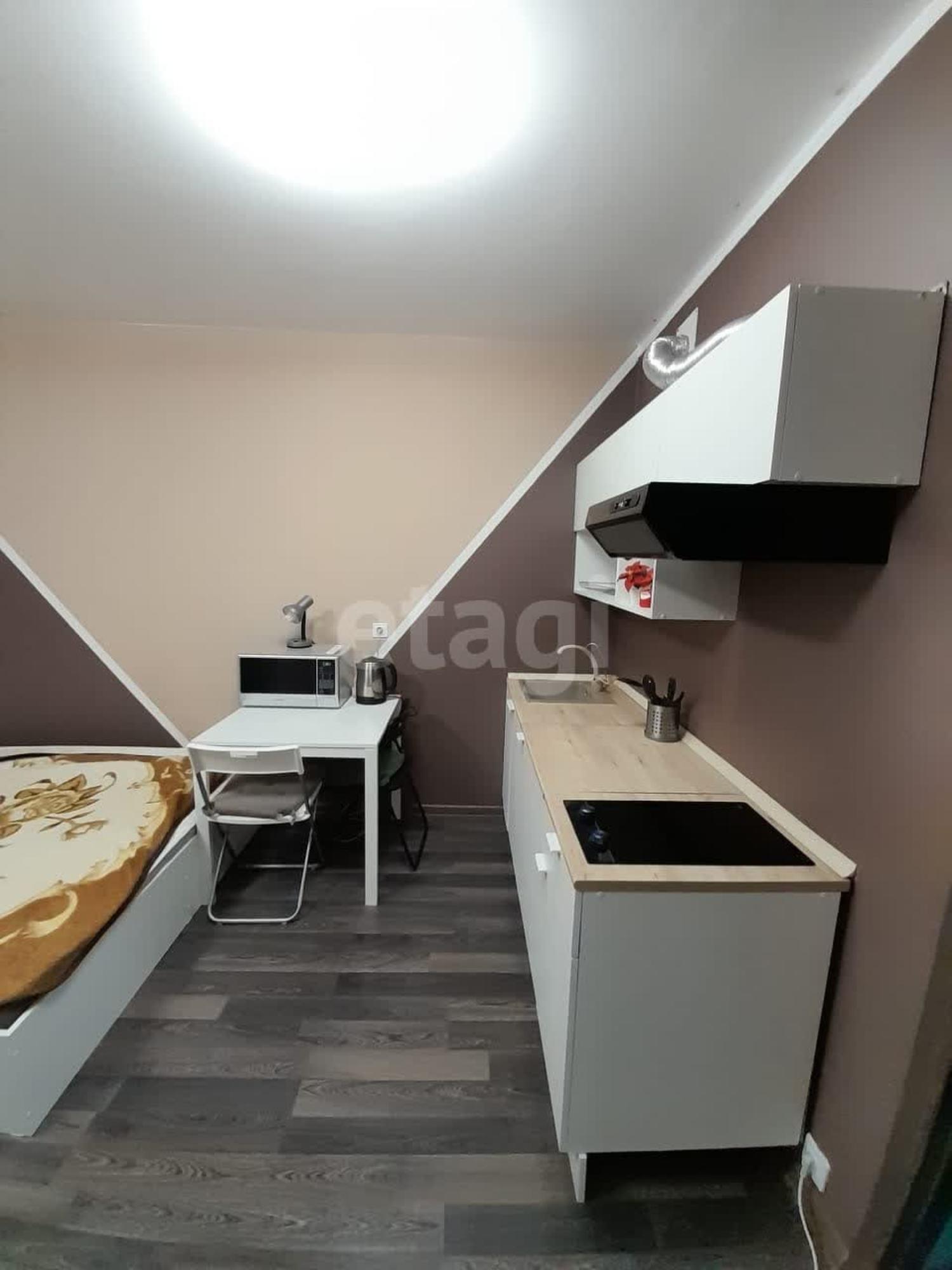 Купить студию за 4 250 000 рублей на Академика Парина, 33