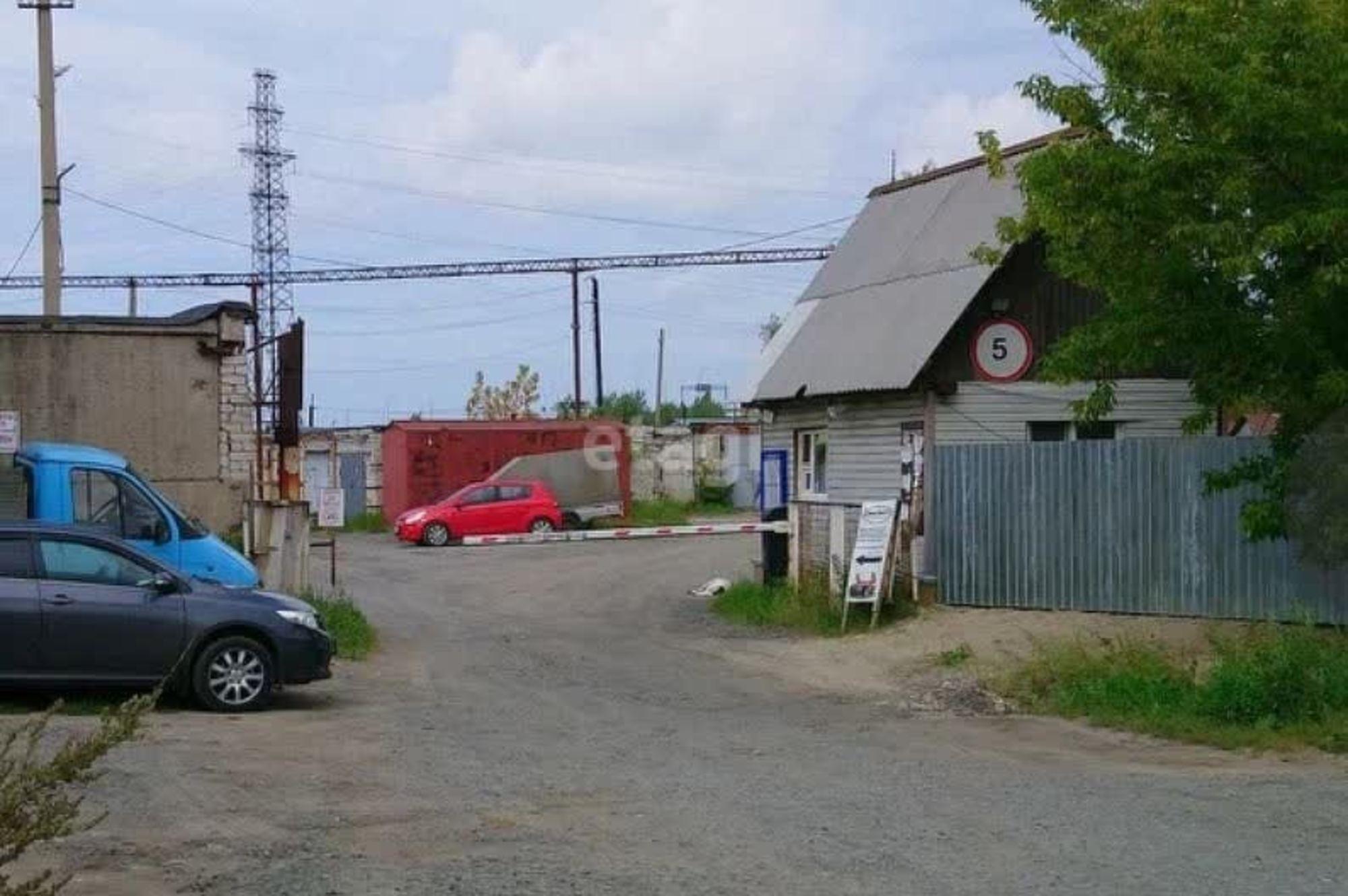 Купить гараж, место в паркинге за 1 540 000 рублей на Камчатская 203