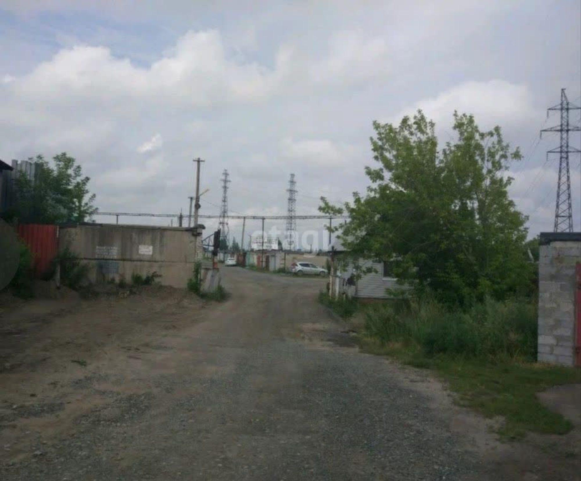 Купить гараж, место в паркинге за 1 540 000 рублей на Камчатская 203