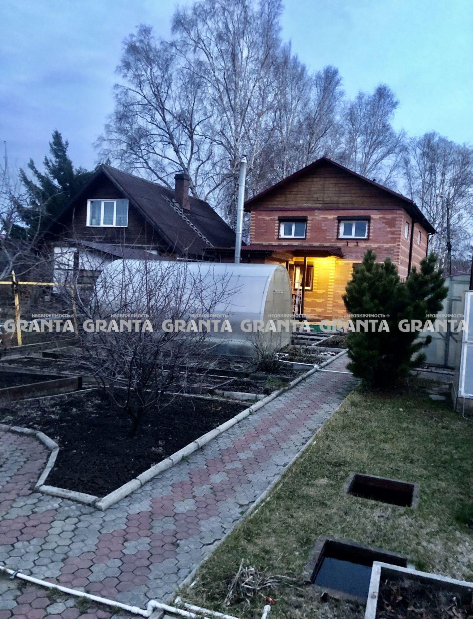 Купить дачу, дом, коттедж за 12 000 000 рублей на пр-кт Свободный, 82А/33