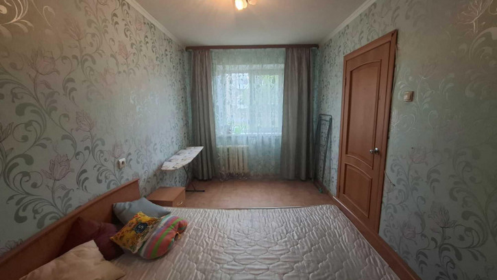 2-комн квартира Победы ул, 10