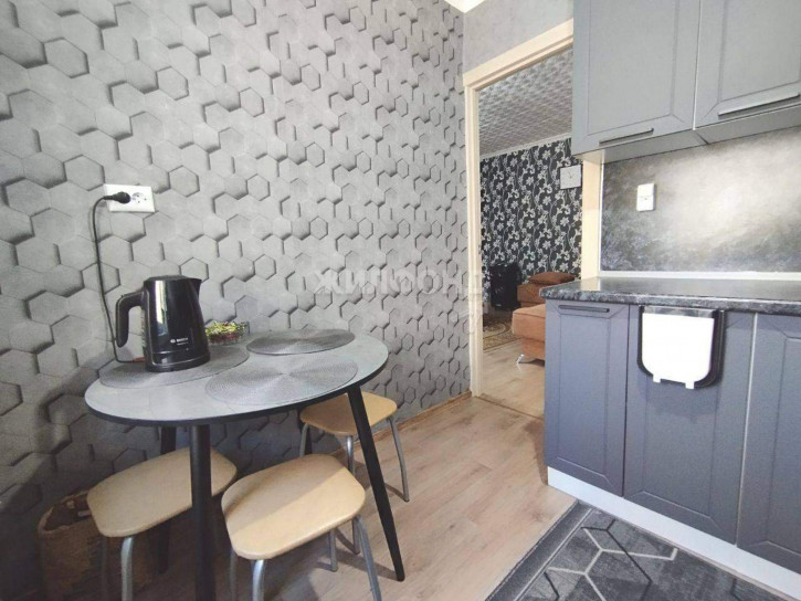 3-комн квартира Ленина улица, д.84