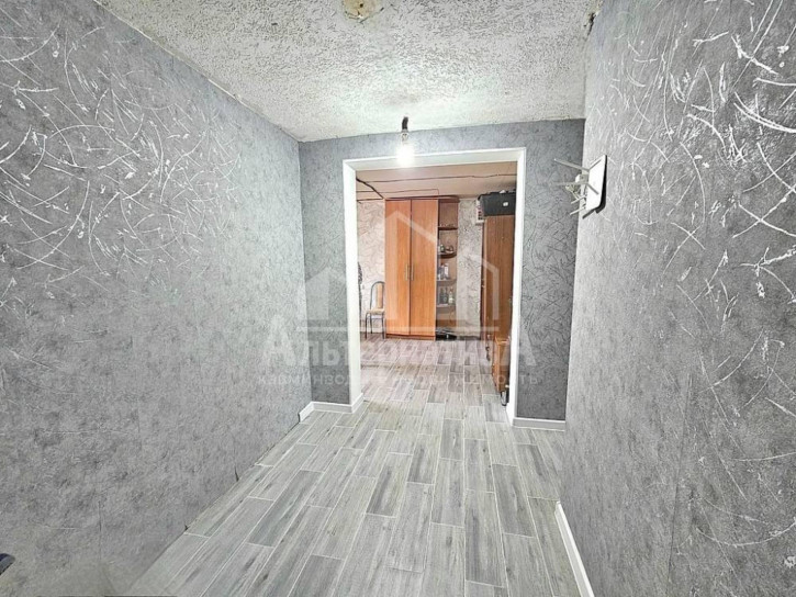 3-комн квартира Островского ул.