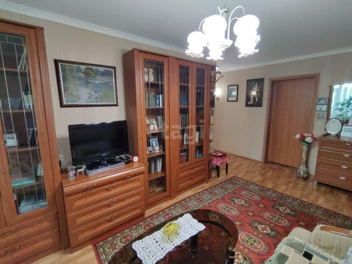 3-комн квартира Челюскинцев, 19