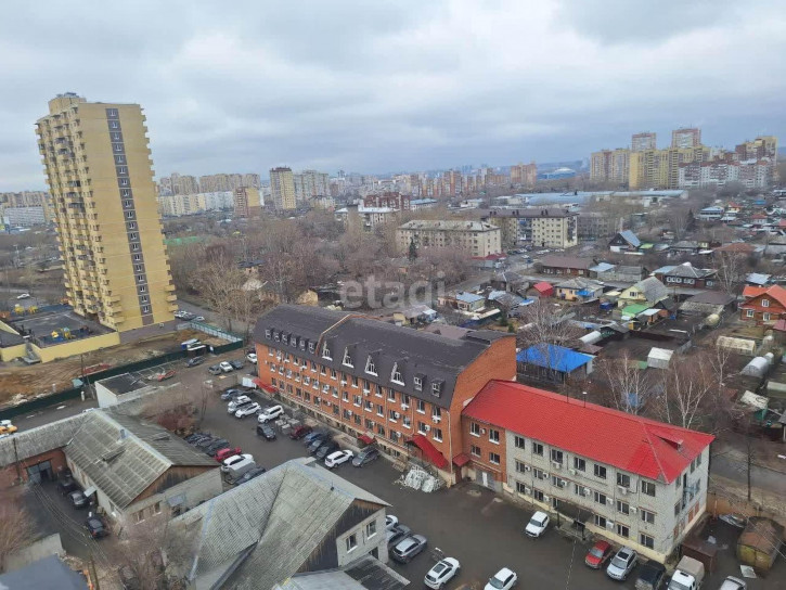 2-комн квартира Менжинского, 60