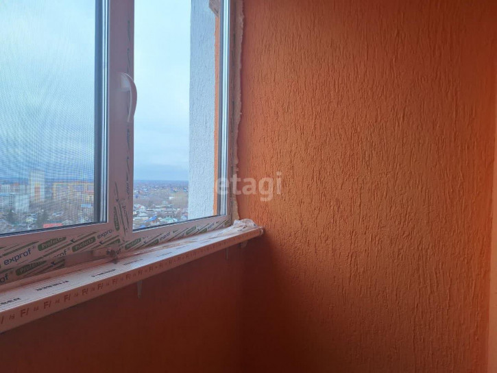 2-комн квартира Менжинского, 60