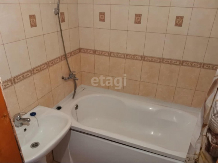 3-комн квартира Домостроителей, 34