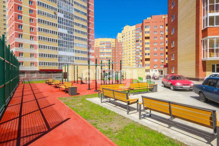 2-комн квартира Дружбы, 73/1
