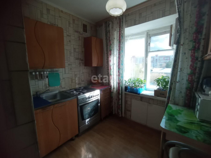 3-комн квартира Станционная, 28